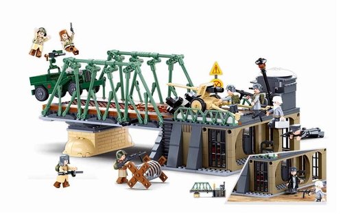 WW2 WINTER BRIDGE SCENE 769 PCS B0981