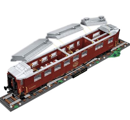 COBI Compiègne Wagon (11 June 1918) Train Car : Set #6291 Red model train car with detailed interior and roof, placed on a track.