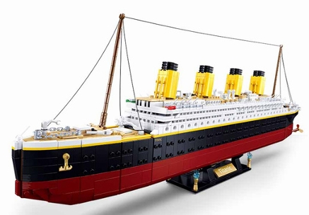 LARGE 1/350 SCALE TITANIC 2401 PCS - B1122